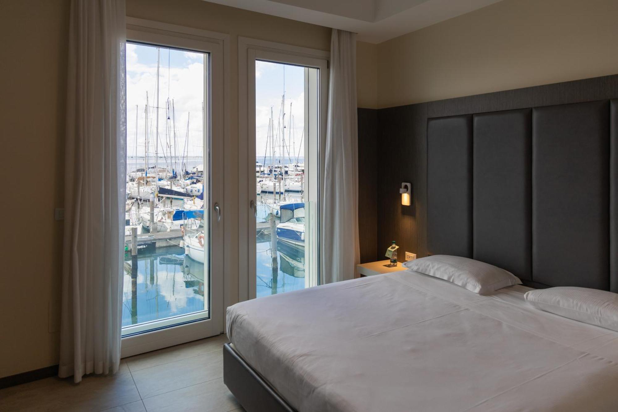 Mosella Suite Hotel Sottomarina Zewnętrze zdjęcie